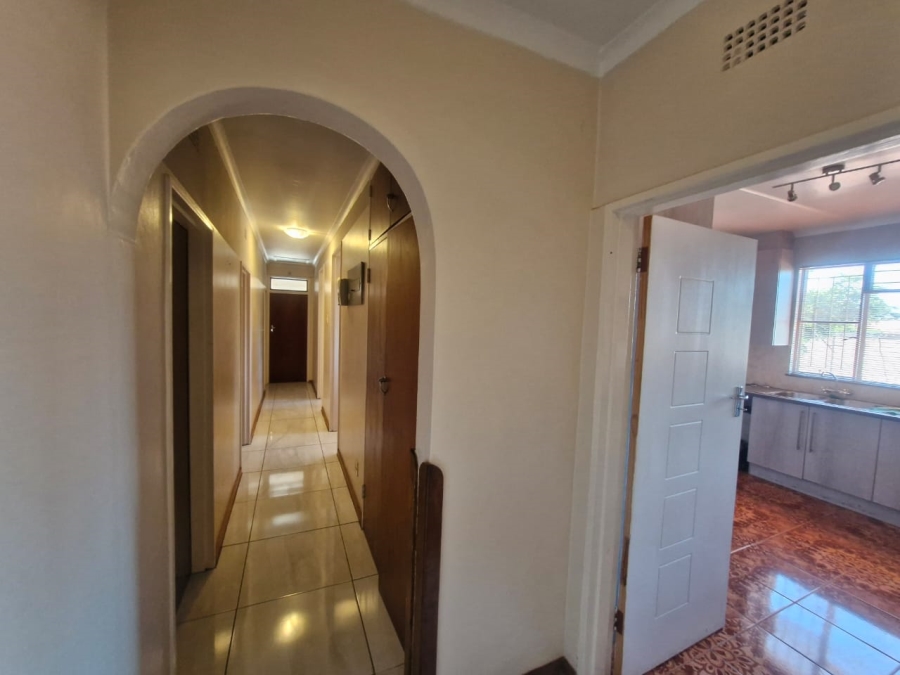 To Let 4 Bedroom Property for Rent in Kathu Northern Cape